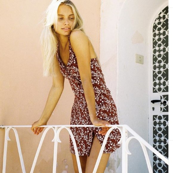 With Jean Dresses & Skirts - With Jéan Brown Rust Fleur Bea Dress Ruffle Slit